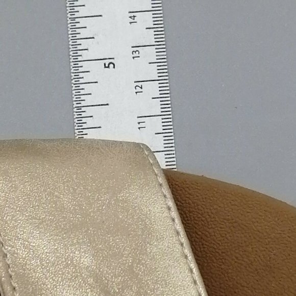 Maurices Womens Felicity Wedge Heel Ankle Strap Sandal Cushioned Gold Sz 7 - Picture 6 of 9